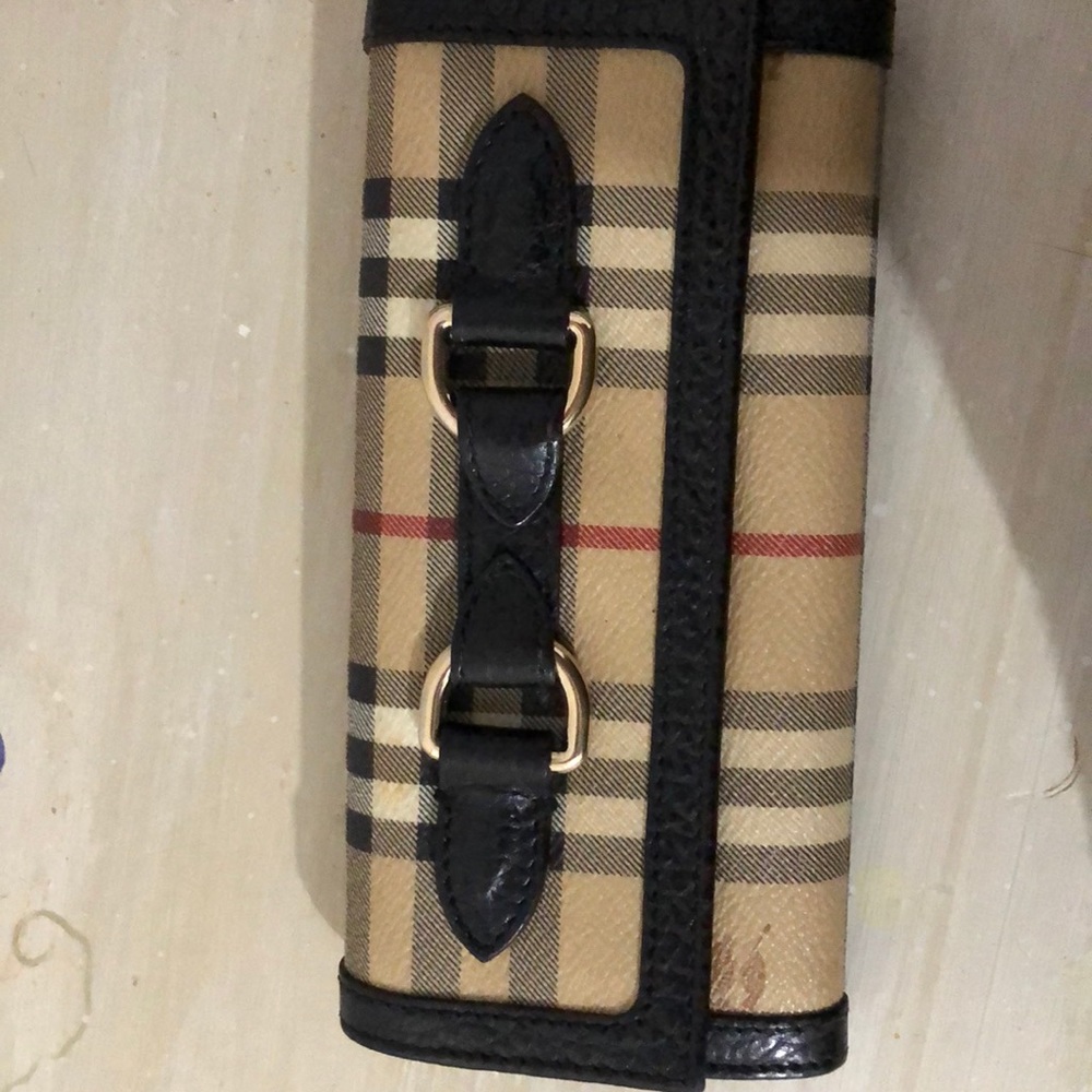 Burberry clutch wallet